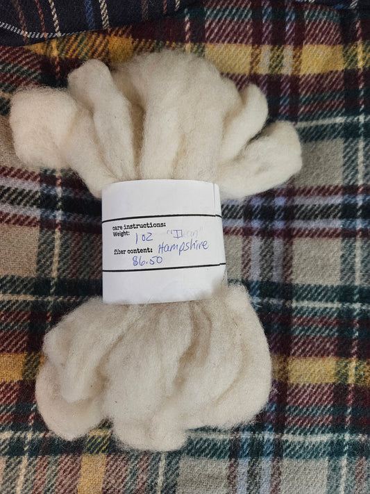 Hampshire Wool Roving 2 oz -  Spinning - Crafts