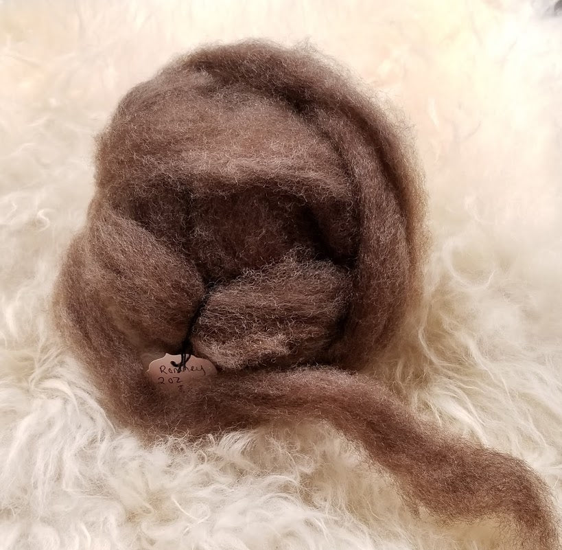 Romney sheep wool roving soft gray